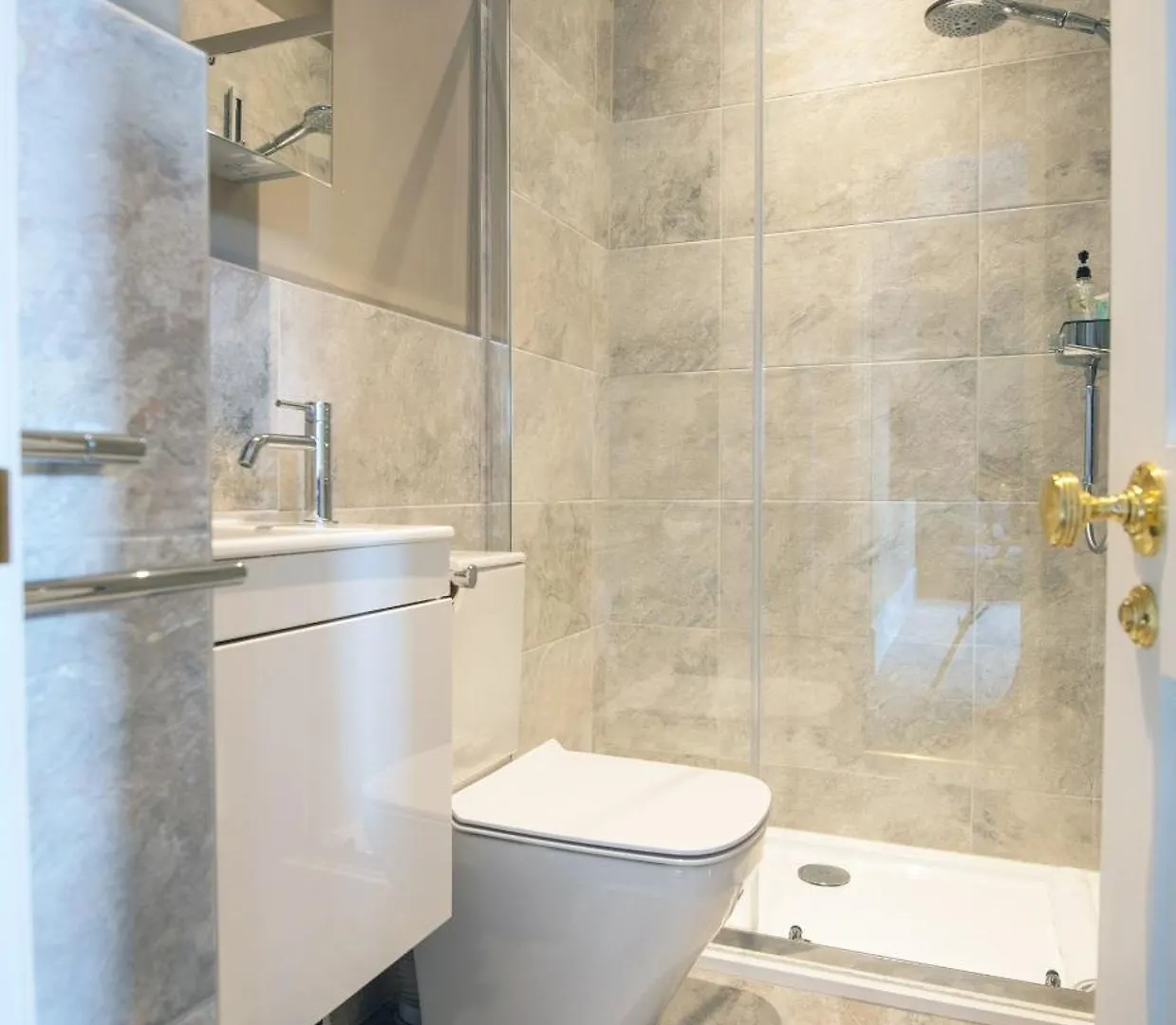 Dream Stays Bath - Barton House 0*,  United Kingdom